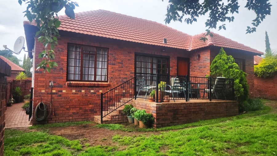 2 Bedroom Property for Sale in Pentagon Park Free State